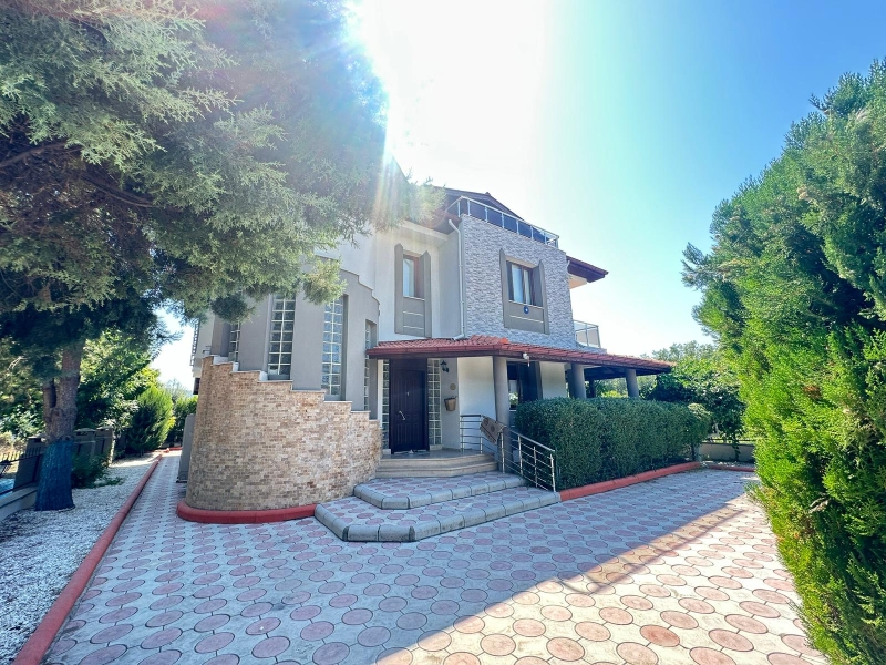 Villa Polo